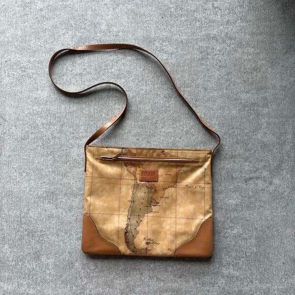 1a Classe Handbags - 1a Classe Alviero Martini Geo Classic Crossbody Bag